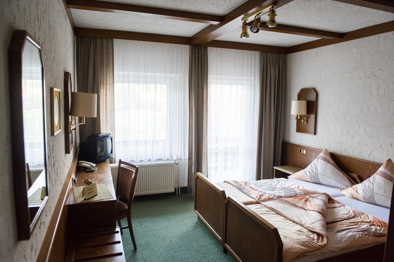 Weigands Hotel Peter Reinhardshagen Bilik gambar